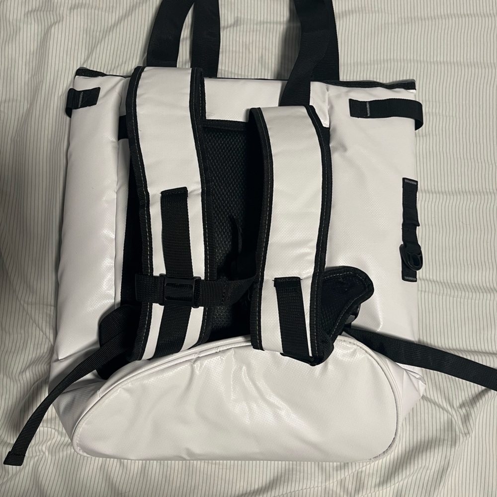 Cooler Backpack - Picture 2 of 3